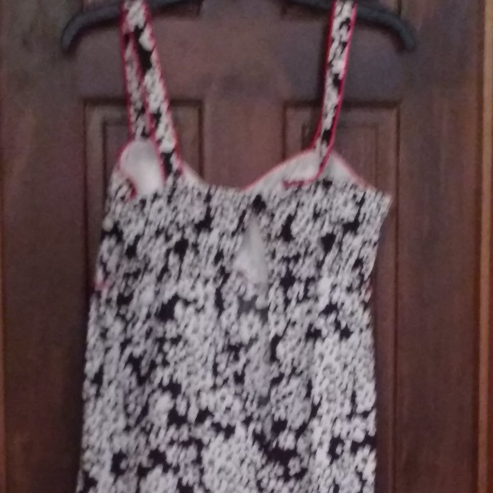 SUNDRESS - Picture 3 of 4